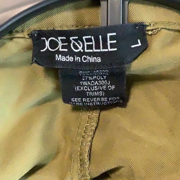 Joe & Elle Size Large Olive Green Women's Jacket With Front Pockets. Preloved - Picture 7 of 7